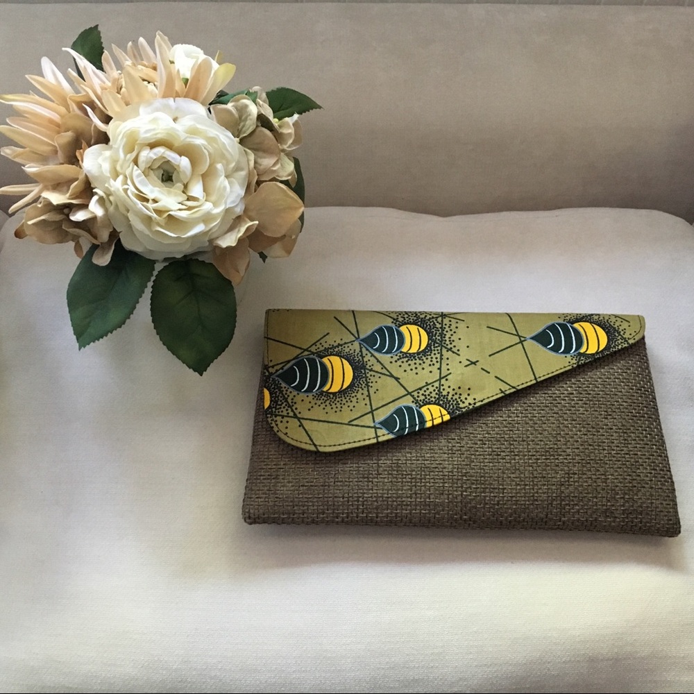 Retro style Tweed Clutch Great Lines Wasp Feel